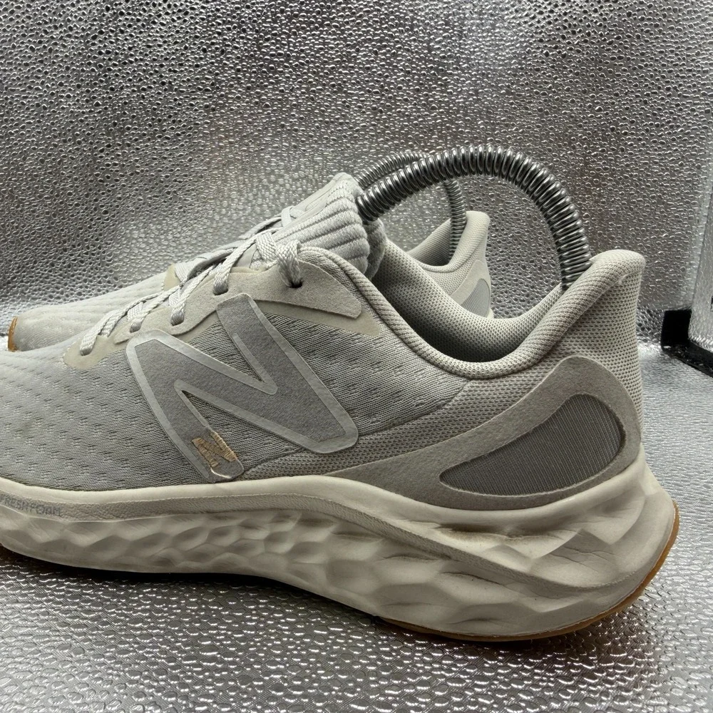 Size M5.5/W7 New Balance Fresh Foam Arishi v4 Summer Fog White Unisex Shoes